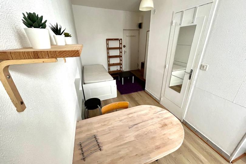 Photo n°1 - Louer un appartement studio<br/> de 16 m² à Nantes (44000)