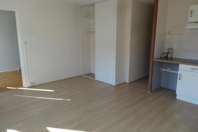 Photo n°2 - Louer un appartement 2 pièces<br/> de 36 m² à Nantes (44300)