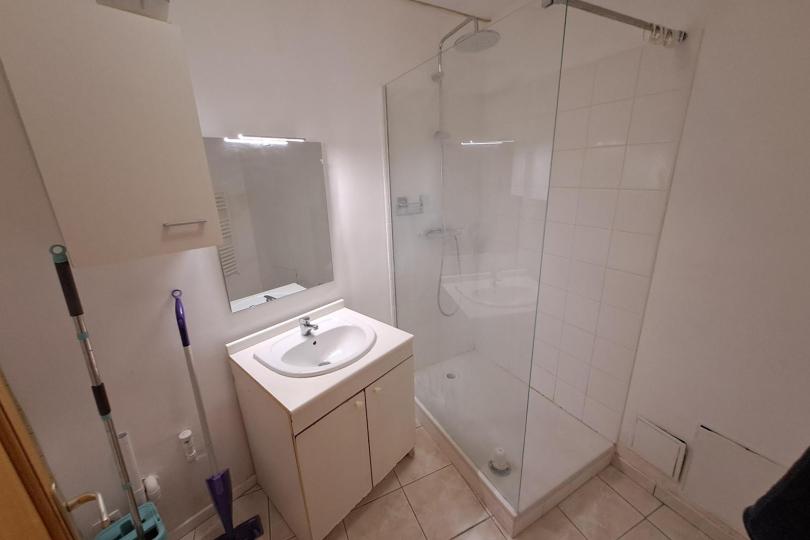 Photo n°9 - Louer un appartement 2 pièces<br/> de 79 m² à Nantes (44000)