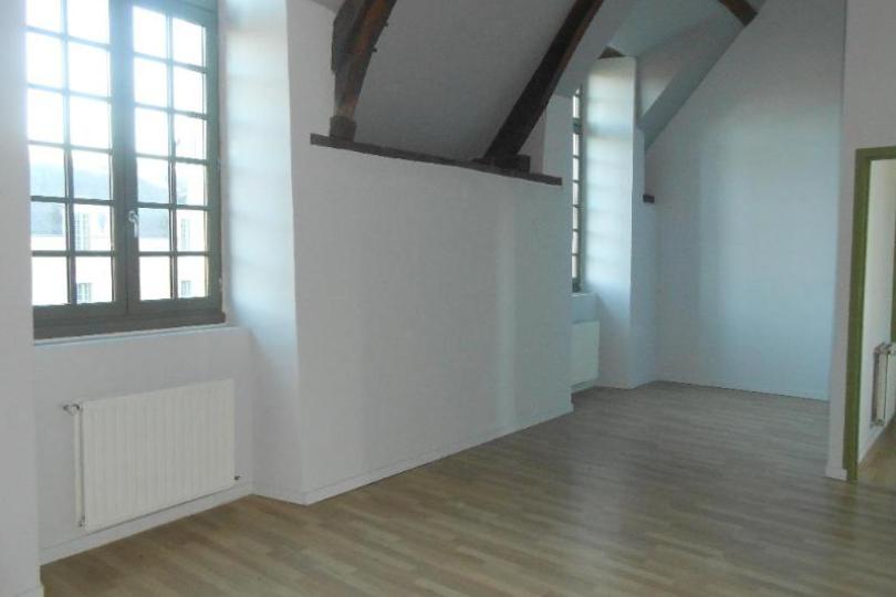 Photo n°2 - Louer un appartement 4 pièces<br/> de 111 m² à Le Cellier (44850)