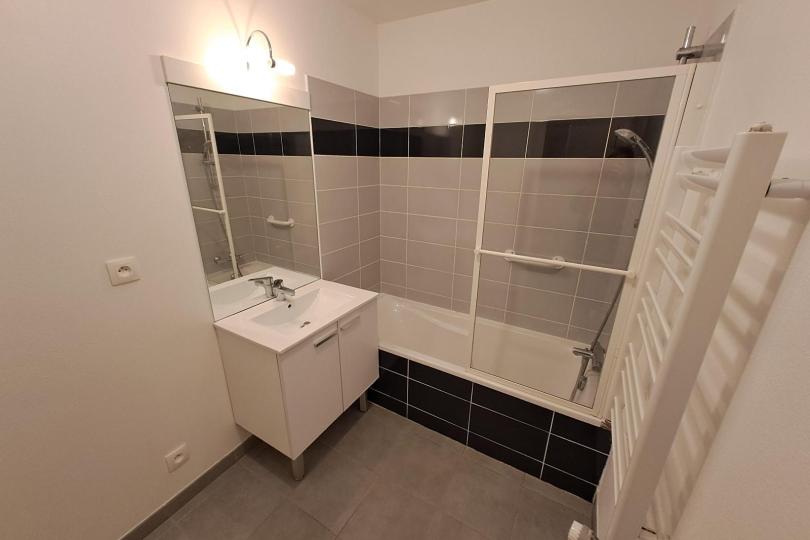 Photo n°5 - Louer un appartement 4 pièces<br/> de 72 m² à Nantes (44200)