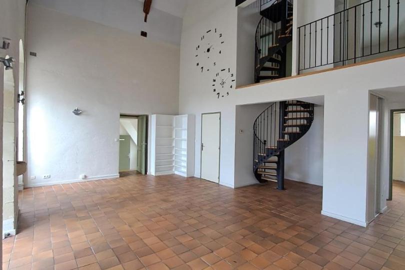 Photo n°1 - Louer un appartement 5 pièces<br/> de 138 m² à Le Cellier (44850)