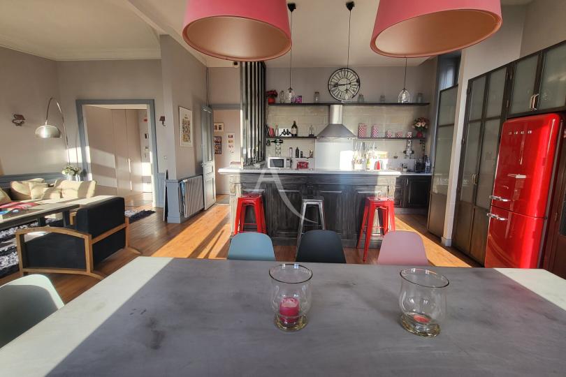 Photo n°2 - Acheter un appartement 4 pièces<br/> de 124 m² à Nantes (44000)