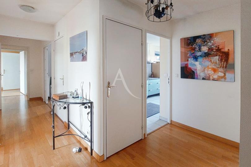 Photo n°5 - Acheter un appartement 5 pièces<br/> de 134 m² à Nantes (44000)