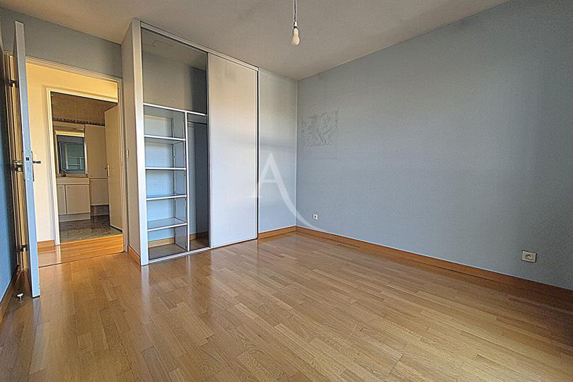 Photo n°8 - Acheter un appartement 5 pièces<br/> de 134 m² à Nantes (44000)