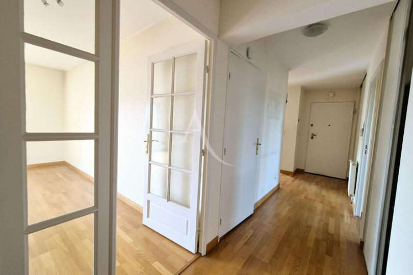 Photo n°10 - Acheter un appartement 5 pièces<br/> de 134 m² à Nantes (44000)