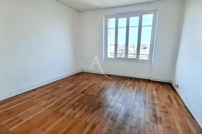 Photo n°3 - Acheter un immeuble 17 pièces<br/> de 379 m² à Nantes (44000)
